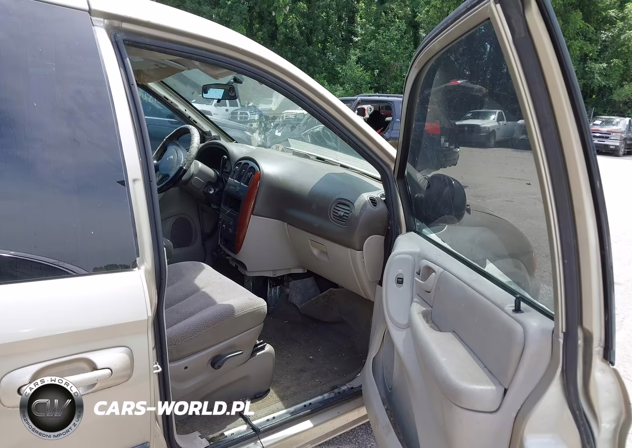 2007 Chrysler Town & Country VIN:1A4GJ45RX7B173415 - 5