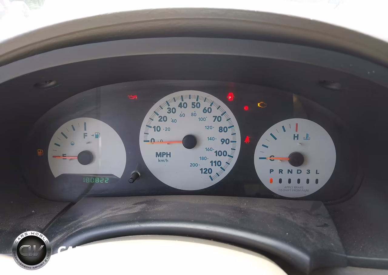 2007 Chrysler Town & Country VIN:1A4GJ45RX7B173415 - 7