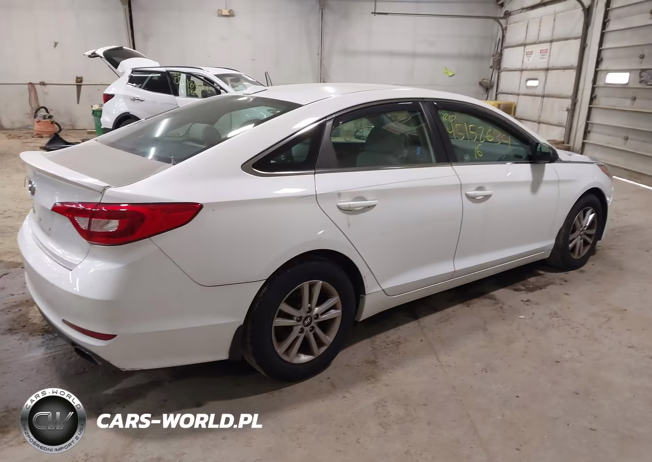 2016 Hyundai Sonata Se VIN:5NPE24AF7GH389310 - 4