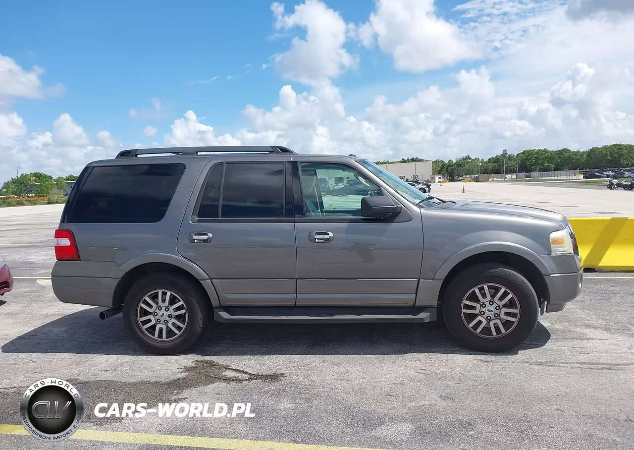 2011 Ford Expedition Xlt VIN:1FMJU1H59BEF54217 - 13