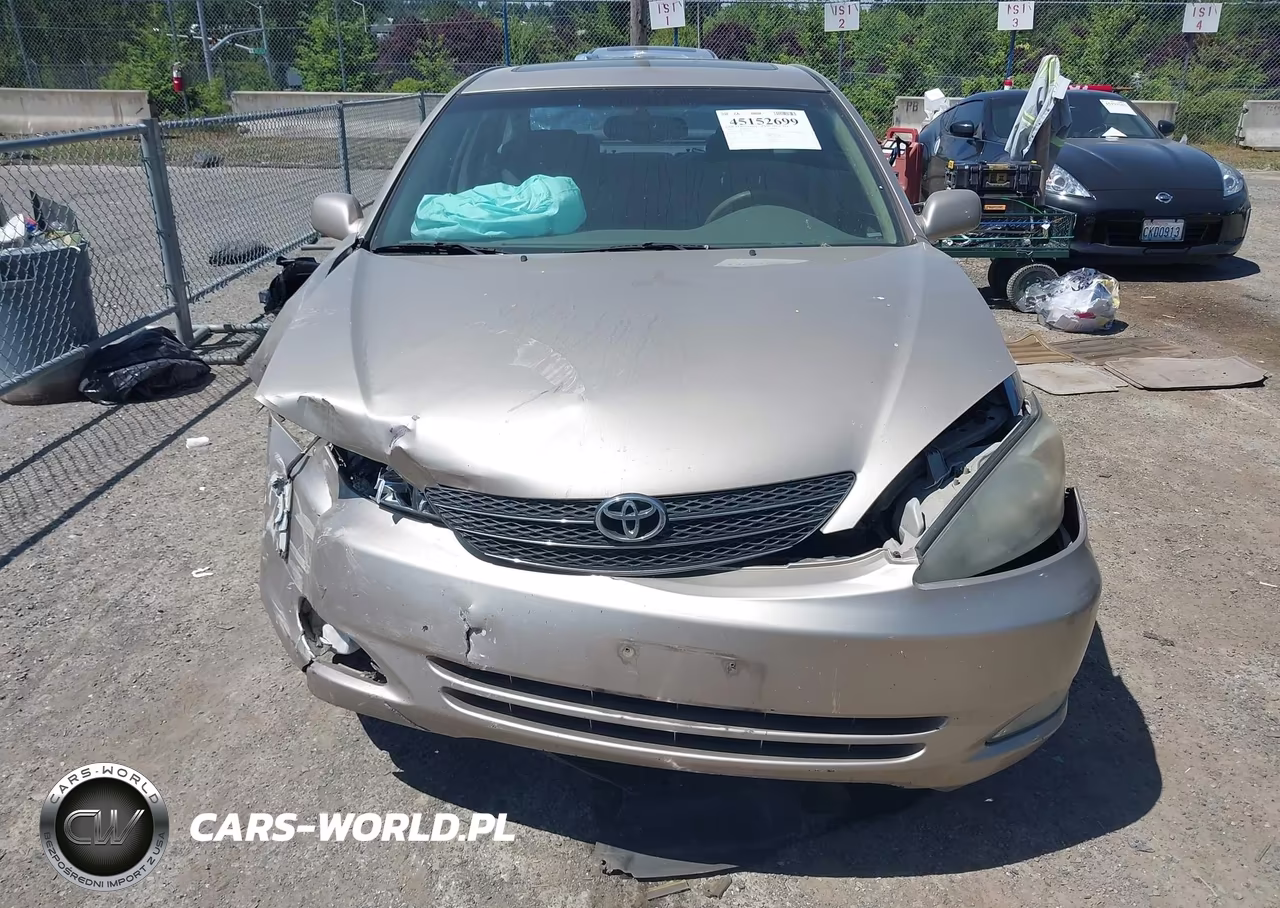 2003 Toyota Camry Xle VIN:4T1BE30KX3U220168 - 12