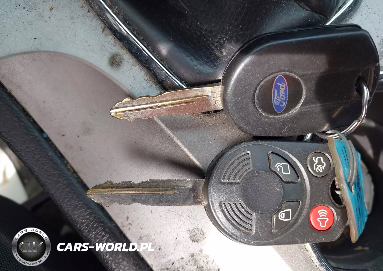 2010 Ford Fusion Se VIN:3FAHP0HA0AR243925 - 11