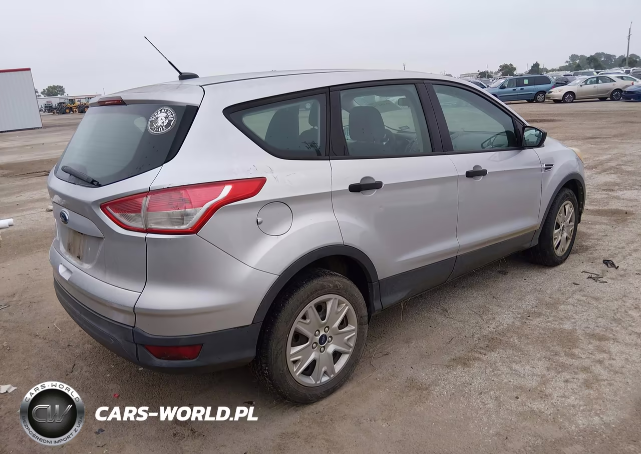 2013 Ford Escape S VIN:1FMCU0F76DUC34661 - 4