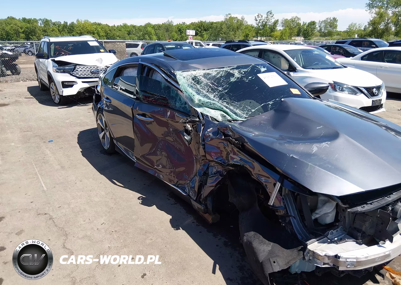2018 Honda Accord Touring 2.0T VIN:1HGCV2F90JA035294 - 6