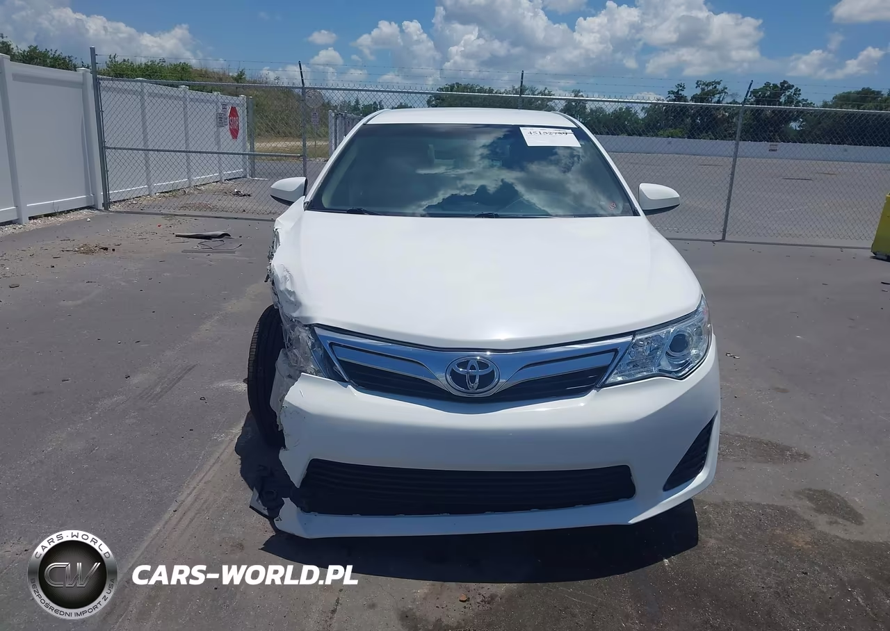 2014 Toyota Camry Le VIN:4T1BF1FK1EU355518 - 13