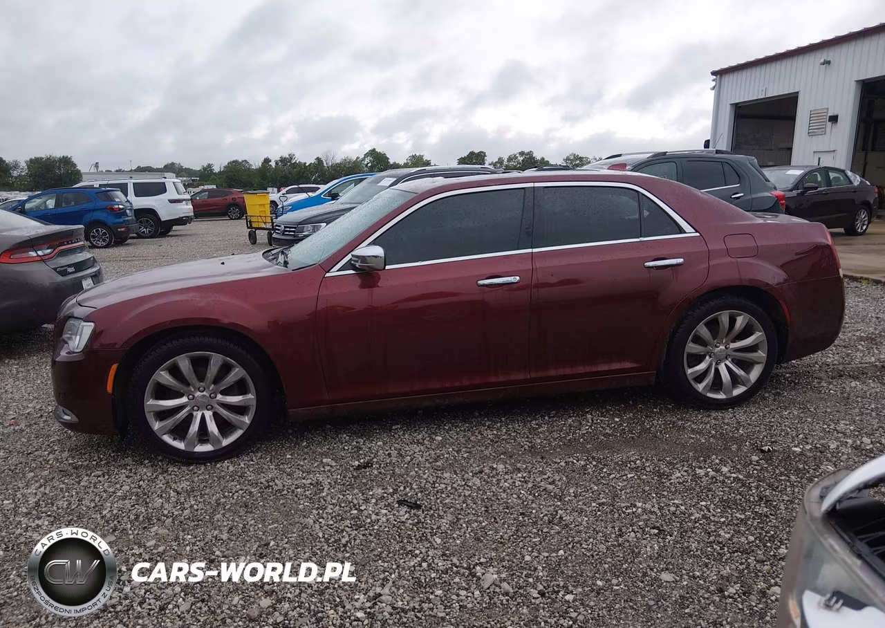 2019 Chrysler 300 Limited VIN:2C3CCAEG5KH594913 - 14
