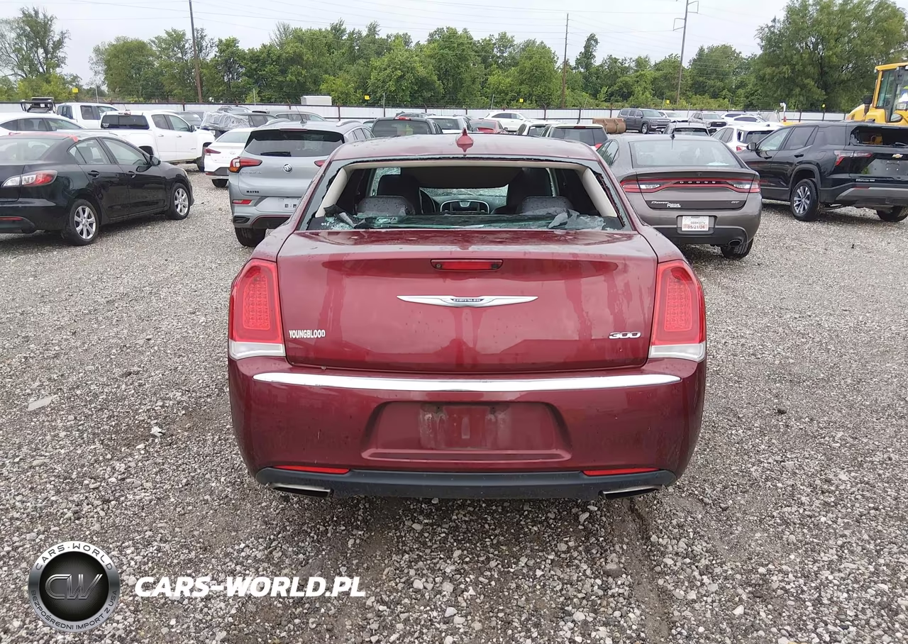 2019 Chrysler 300 Limited VIN:2C3CCAEG5KH594913 - 16