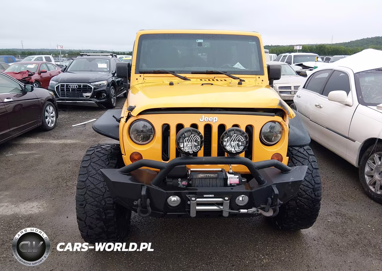 2013 Jeep Wrangler Unlimited Sport VIN:1C4HJWDG4DL502427 - 12