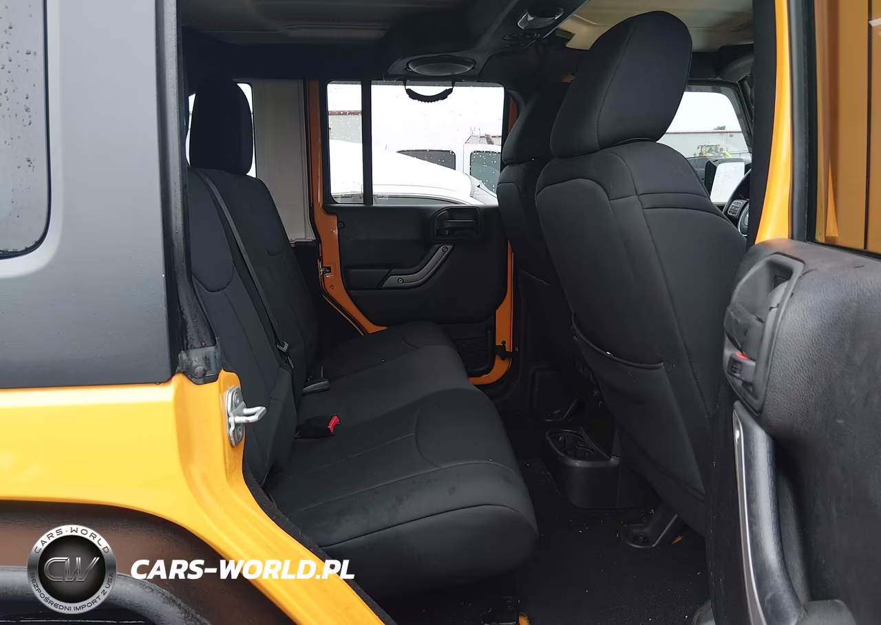 2013 Jeep Wrangler Unlimited Sport VIN:1C4HJWDG4DL502427 - 8