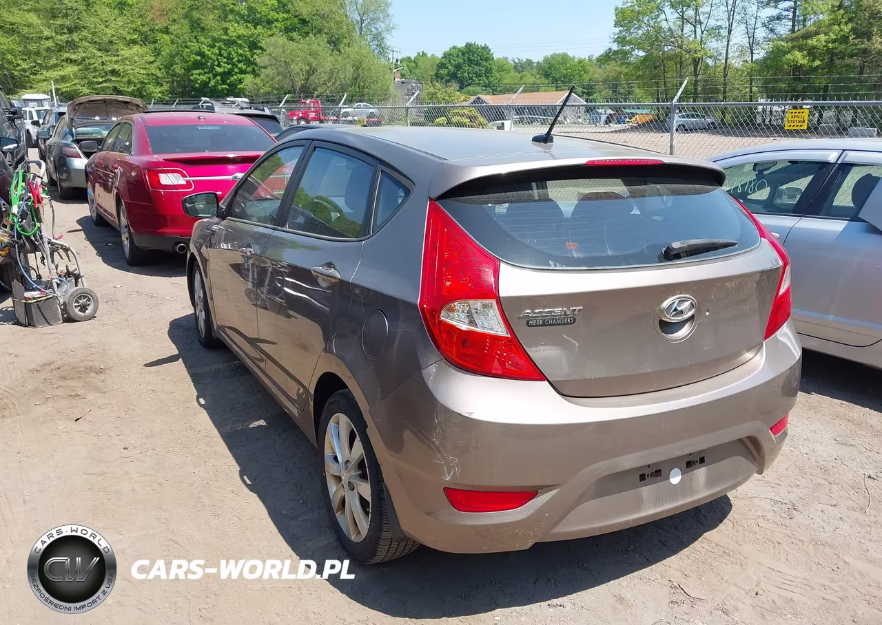 2012 Hyundai Accent Se VIN:KMHCU5AE9CU012522 - 3