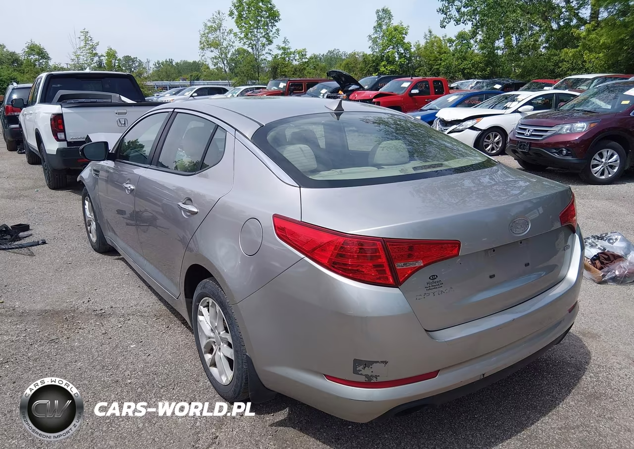 2013 Kia Optima Lx VIN:KNAGM4A79D5410467 - 3
