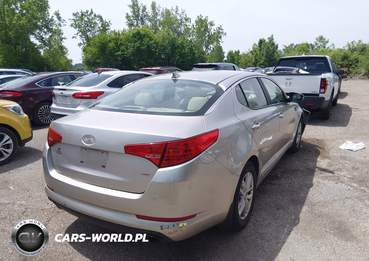 2013 Kia Optima Lx VIN:KNAGM4A79D5410467 - 4