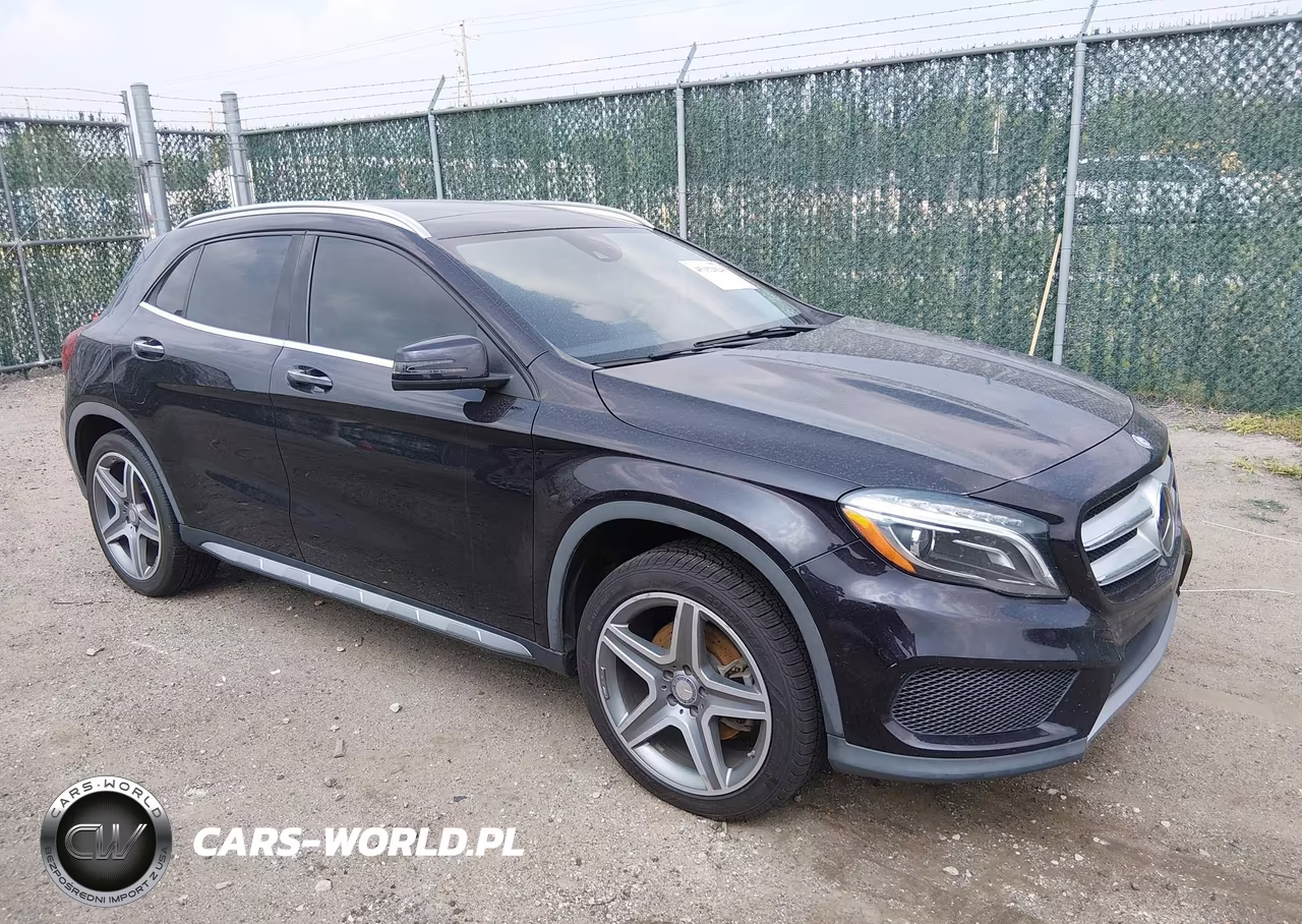 2015 Mercedes-Benz Gla 250 4Matic – zdjęcie 1 z 12