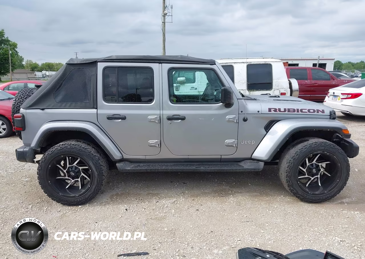 2021 Jeep Wrangler Unlimited Sahara 4X4 VIN:1C4HJXEN1MW653503 - 13