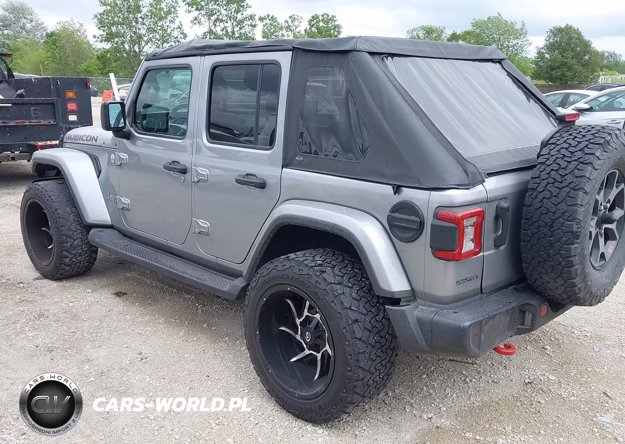 2021 Jeep Wrangler Unlimited Sahara 4X4 VIN:1C4HJXEN1MW653503 - 3