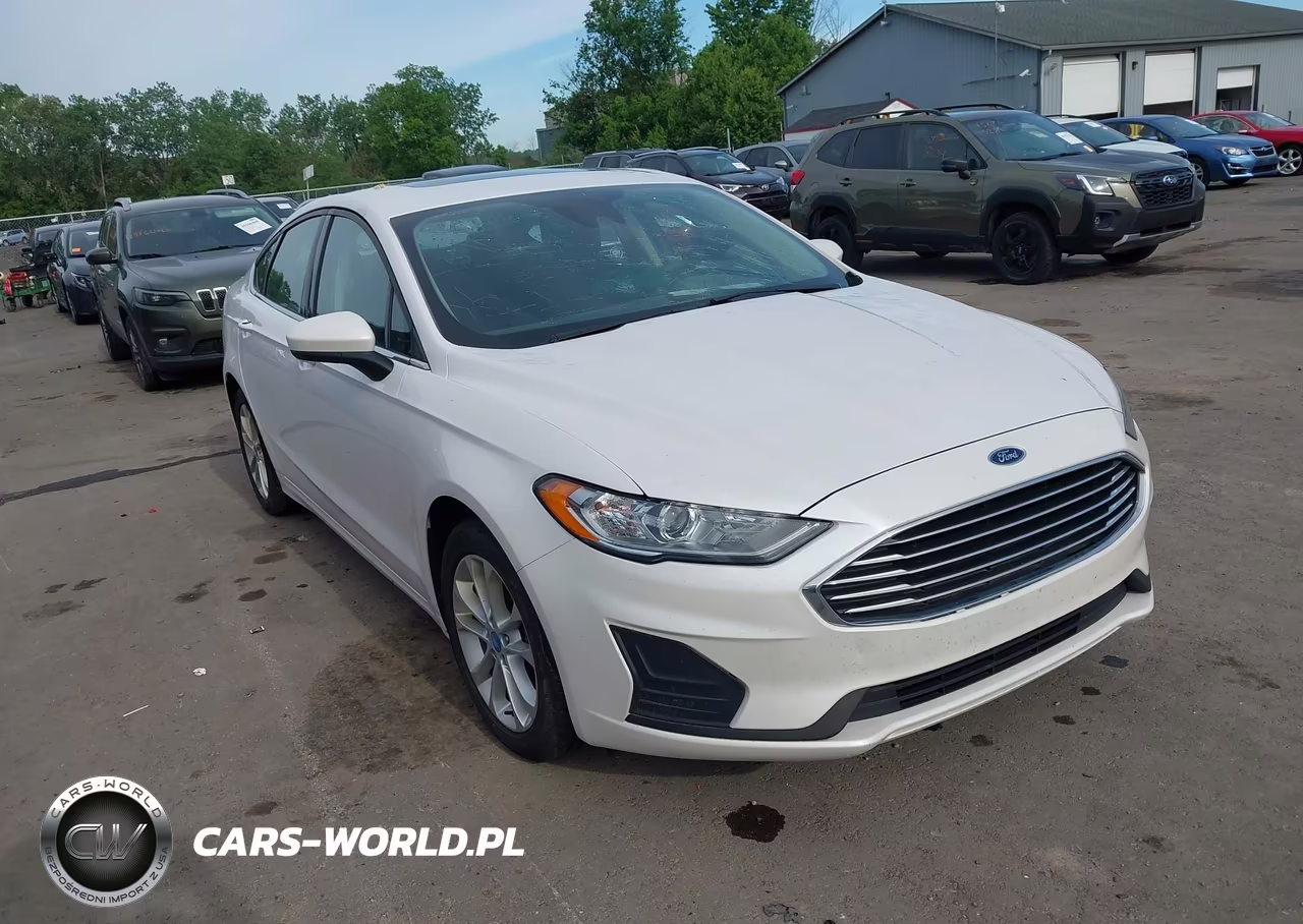2020 Ford Fusion Hybrid Se – zdjęcie 1 z 16