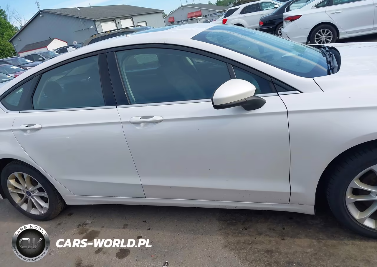 2020 Ford Fusion Hybrid Se VIN:3FA6P0LU6LR123610 - 13