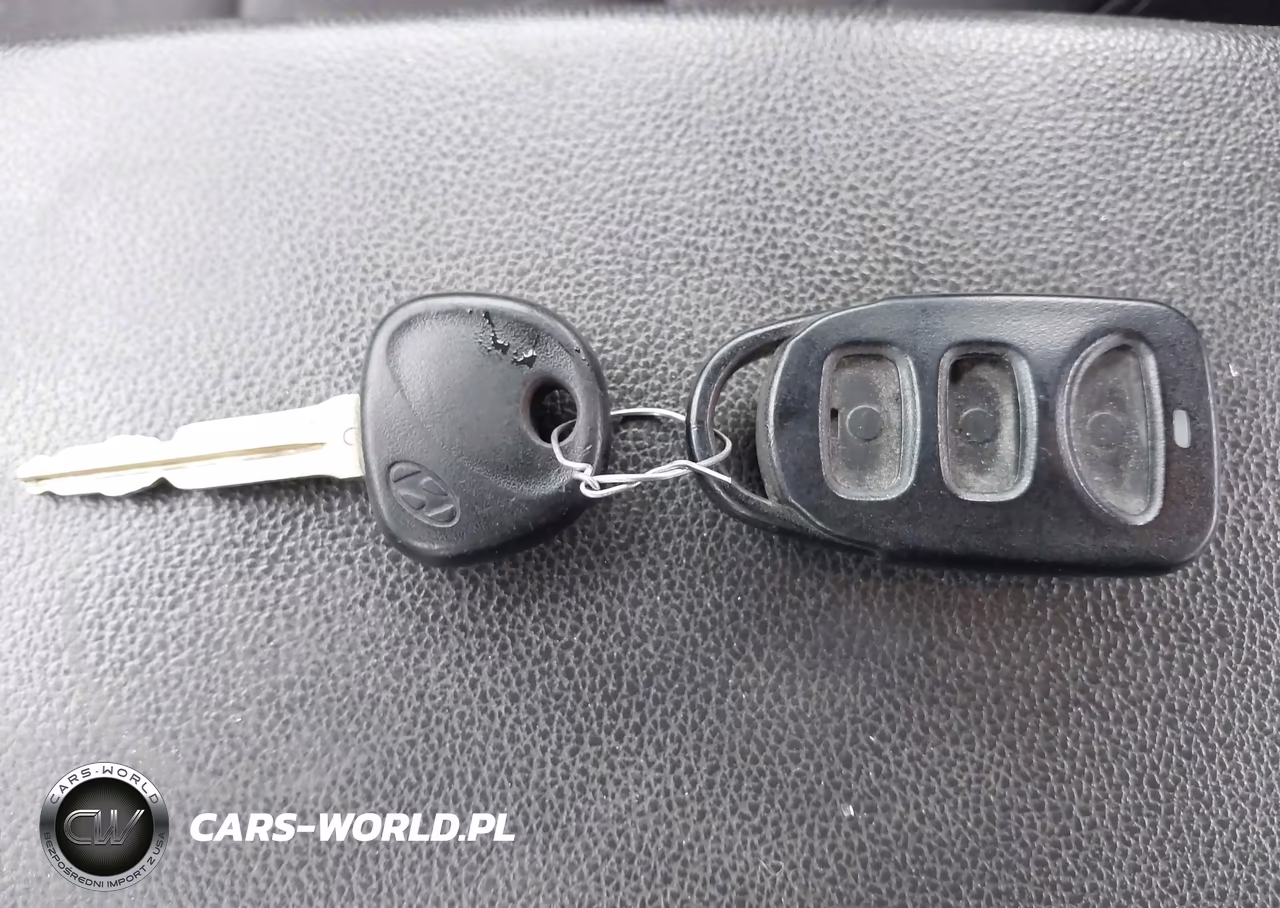 2018 Hyundai Elantra Sel VIN:5NPD84LF5JH339097 - 11