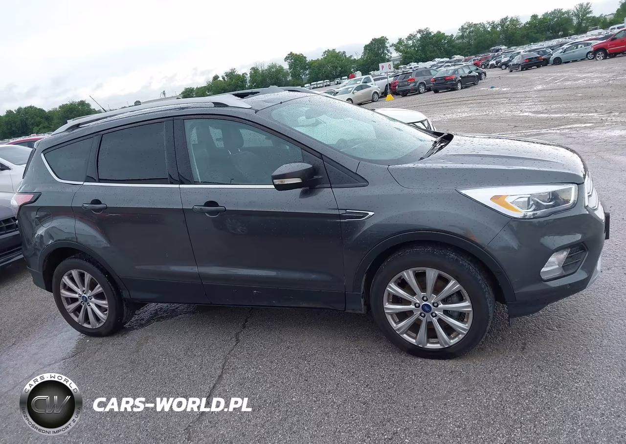 2018 Ford Escape Titanium VIN:1FMCU9J9XJUC89395 - 14