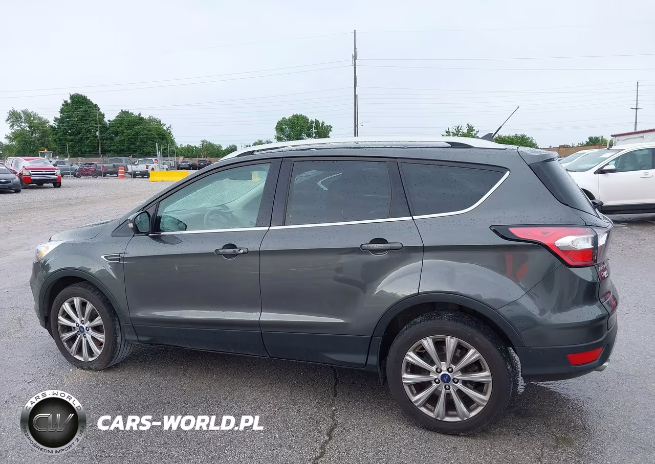 2018 Ford Escape Titanium VIN:1FMCU9J9XJUC89395 - 15