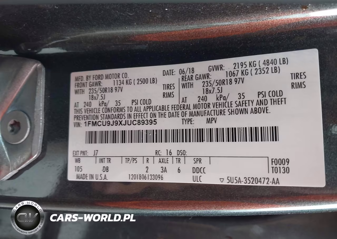 2018 Ford Escape Titanium VIN:1FMCU9J9XJUC89395 - 9