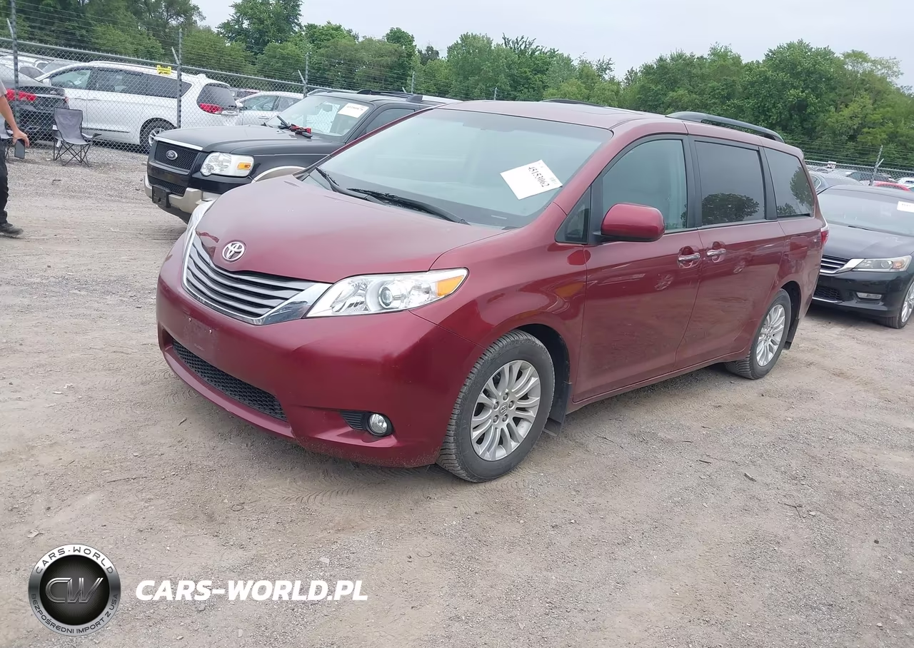 2015 Toyota Sienna Xle 8 Passenger VIN:5TDYK3DC4FS609083 - 2