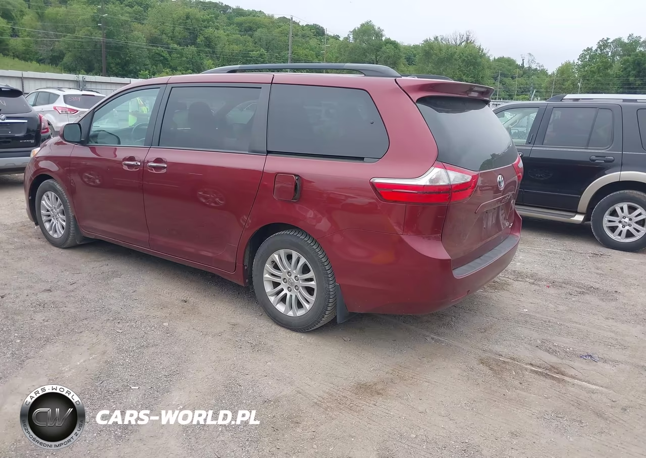 2015 Toyota Sienna Xle 8 Passenger VIN:5TDYK3DC4FS609083 - 3