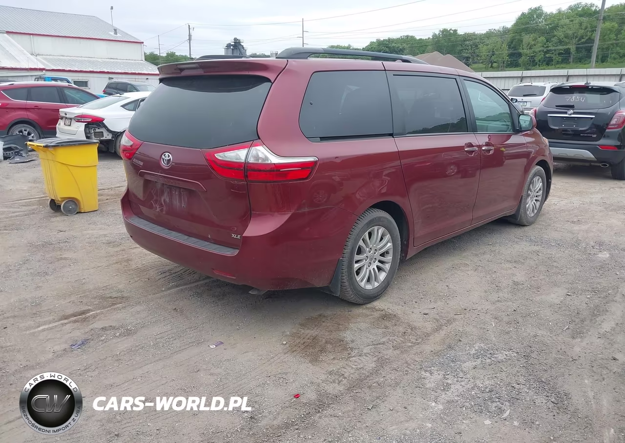 2015 Toyota Sienna Xle 8 Passenger VIN:5TDYK3DC4FS609083 - 4
