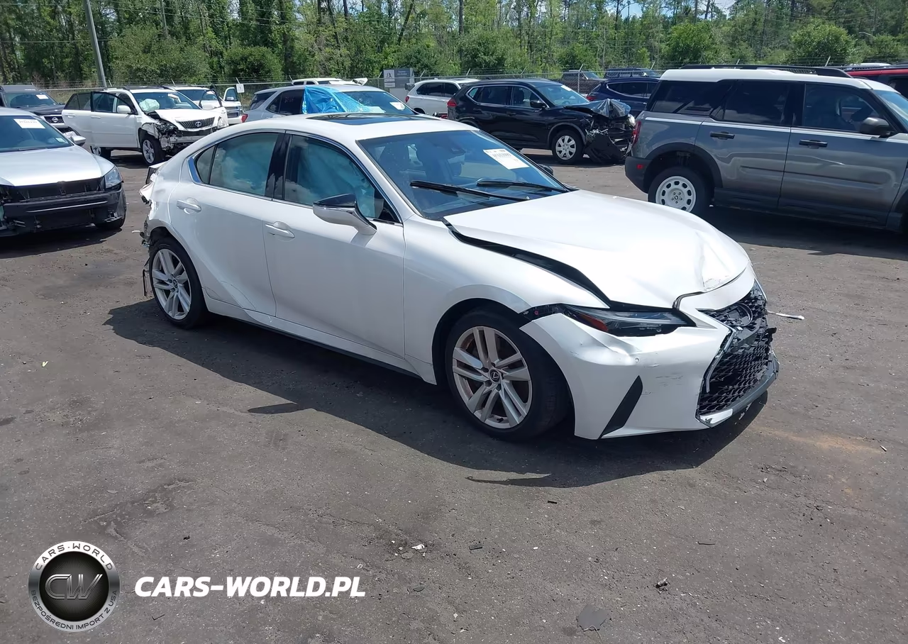2024 Lexus Is 300 – zdjęcie 1 z 17