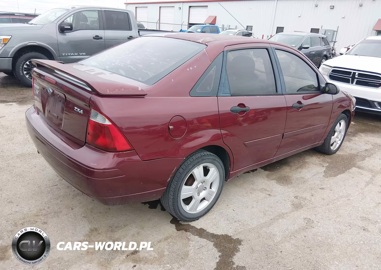 2006 Ford Focus Zx4 VIN:1FAFP34N16W103856 - 4