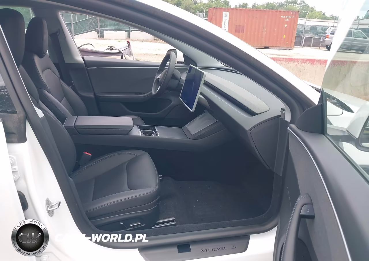2025 Tesla Model 3 Long Range Rear-Wheel Drive-Standard Rear-Wheel Drive VIN:5YJ3E1EA4SF934737 - 5
