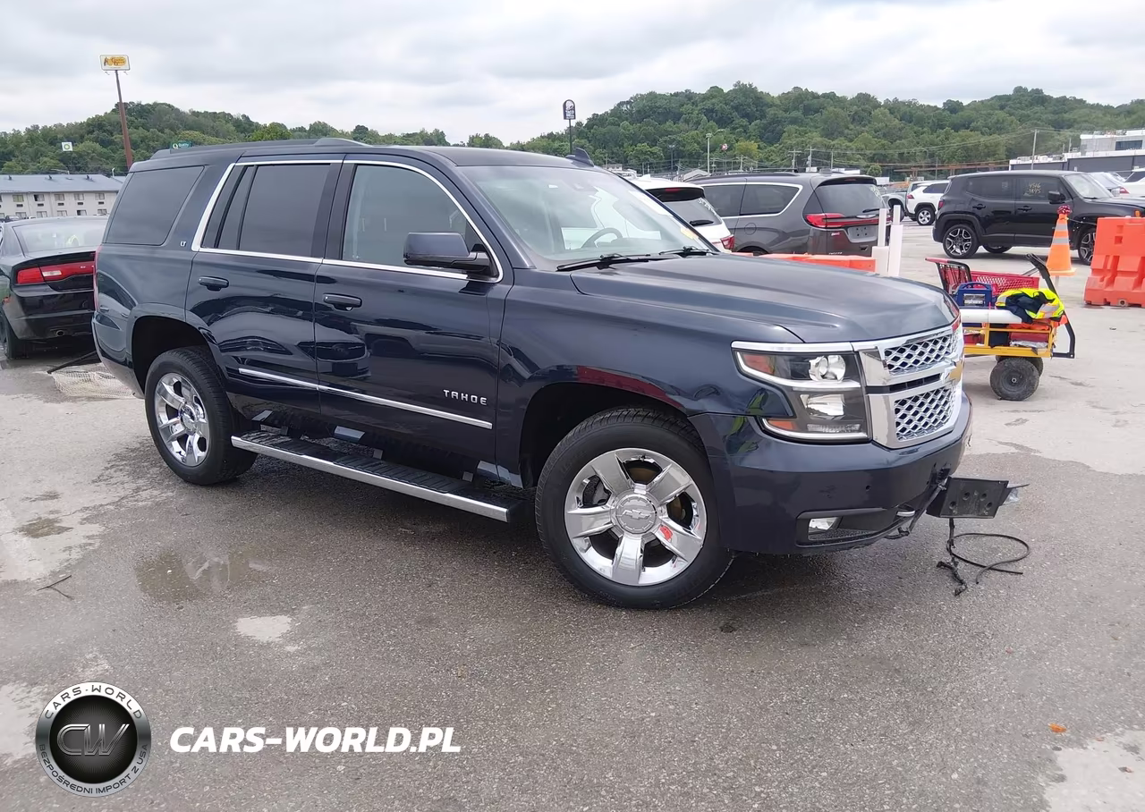 2017 Chevrolet Tahoe Lt – zdjęcie 1 z 18