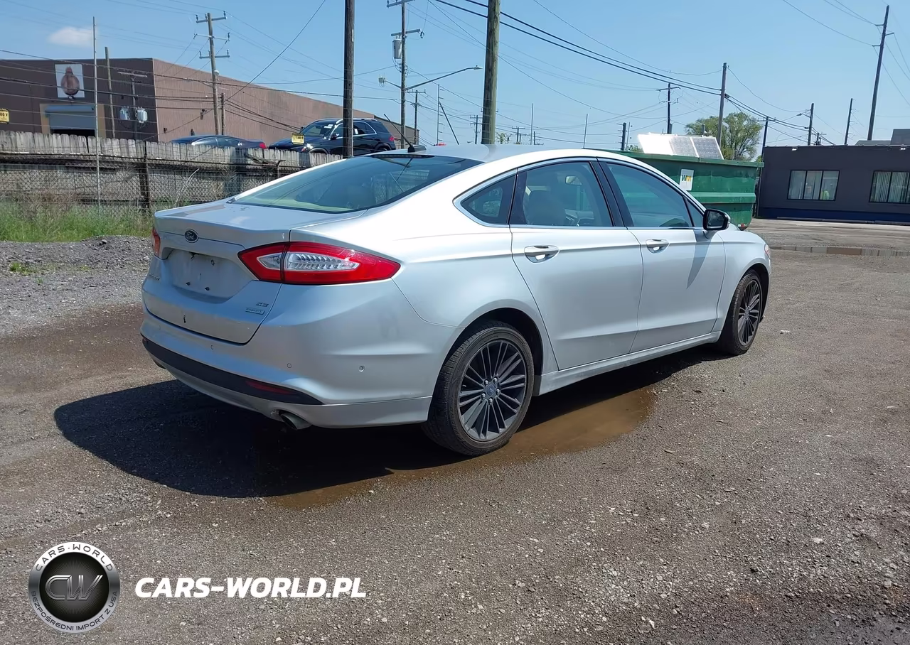 2014 Ford Fusion Se VIN:3FA6P0HD5ER153709 - 4