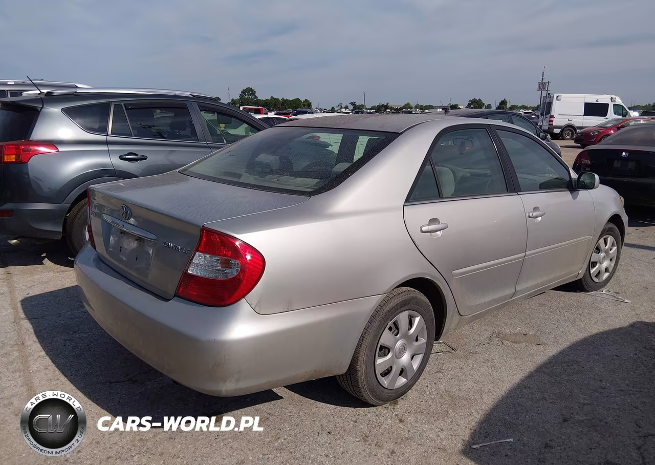 2004 Toyota Camry Le VIN:4T1BE32K04U912034 - 4