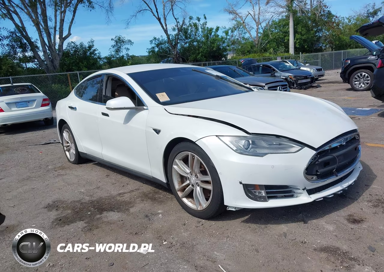 2015 Tesla Model S 60-70-85 – zdjęcie 1 z 19