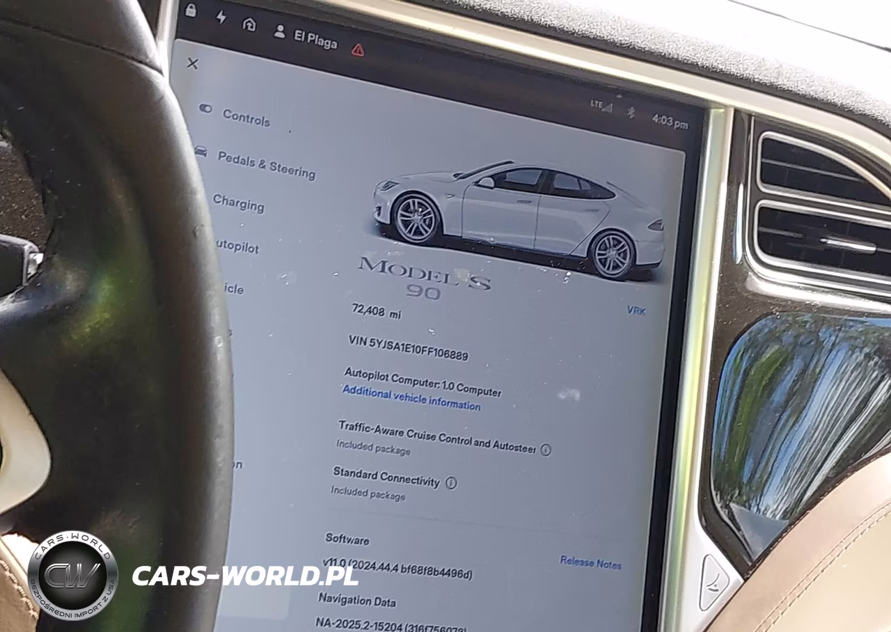 2015 Tesla Model S 60-70-85 VIN:5YJSA1E10FF106889 - 17