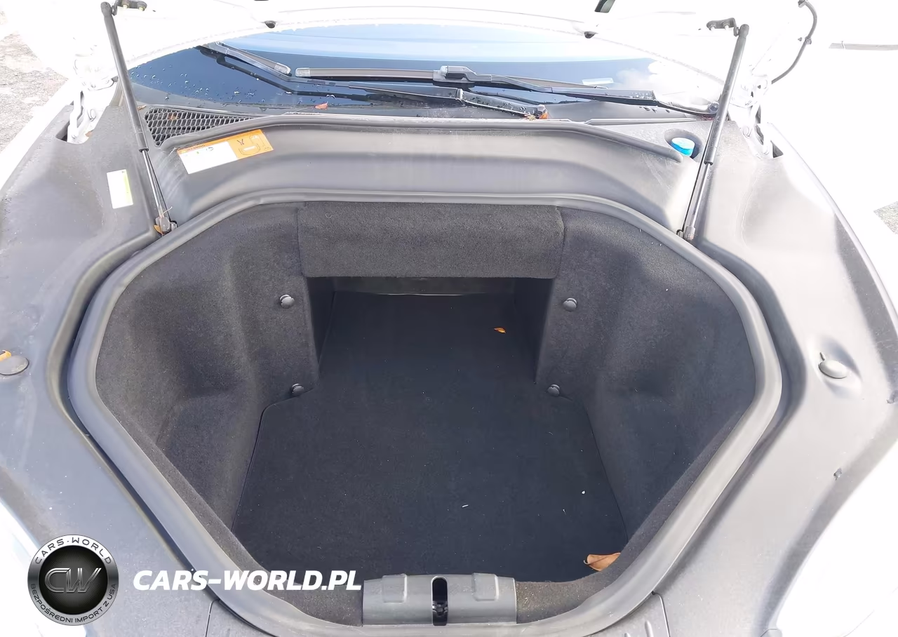 2014 Tesla Model S VIN:5YJSA1S16EFP52389 - 10