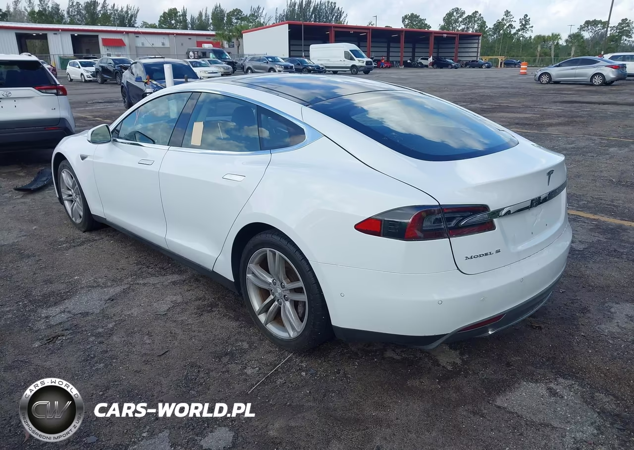 2014 Tesla Model S VIN:5YJSA1S16EFP52389 - 3
