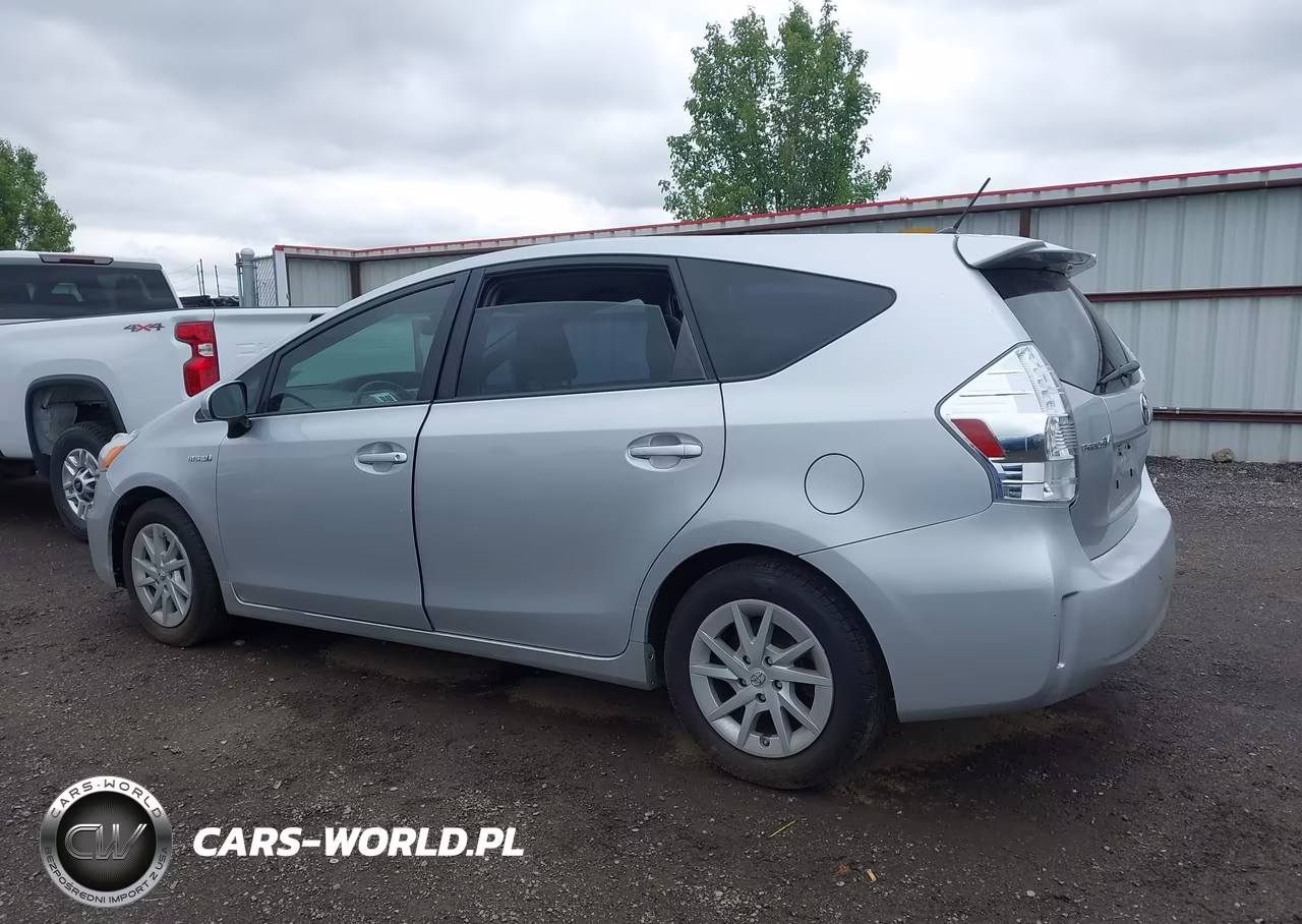 2013 Toyota Prius V Two VIN:JTDZN3EU7D3255299 - 15