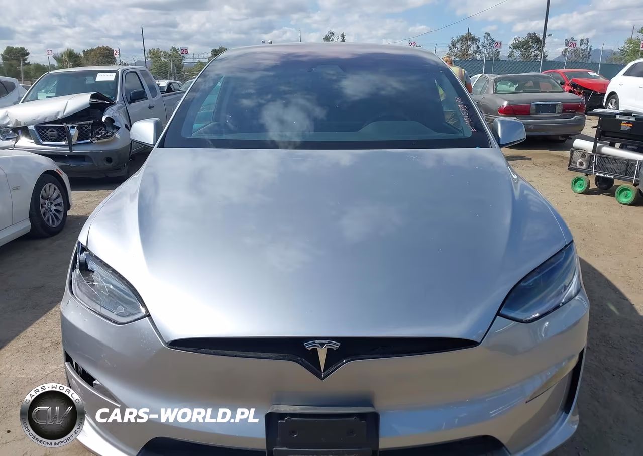 2025 Tesla Model X Long Range VIN:7SAXCBE5XSF469741 - 11