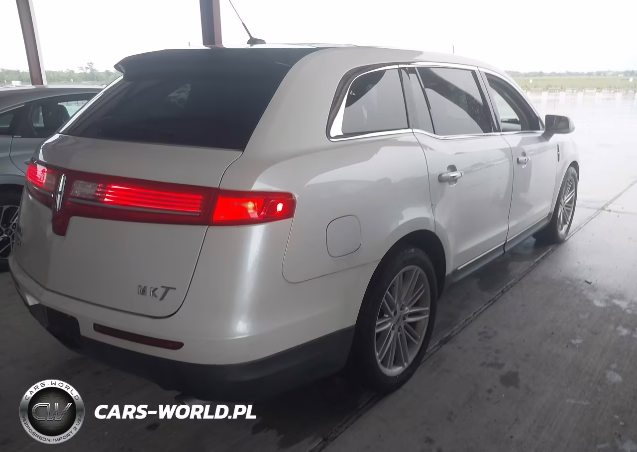 2019 Lincoln Mkt Reserve VIN:2LMHJ5ATXKBL00118 - 4