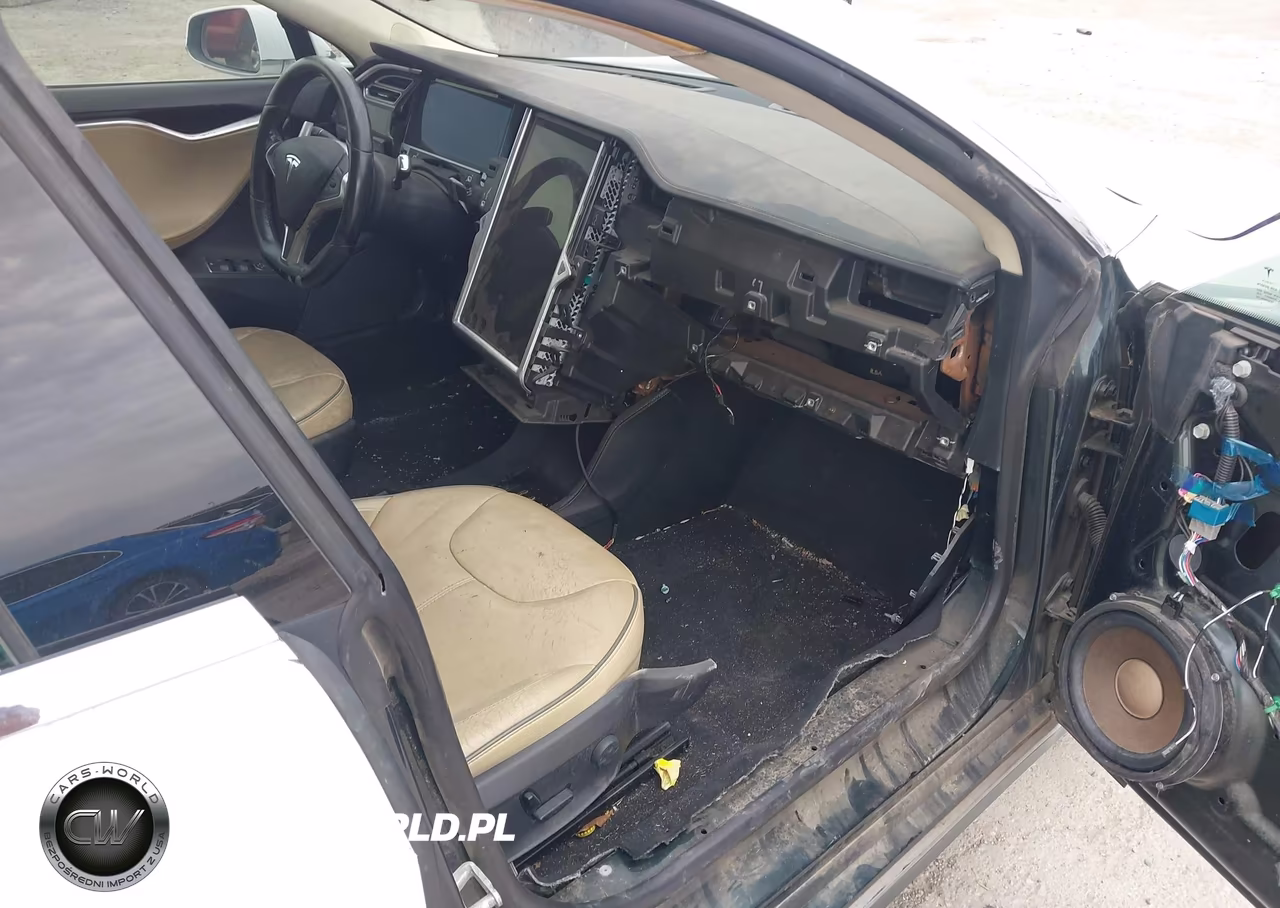 2014 Tesla Model S P85 VIN:5YJSA1H1XEFP32685 - 5
