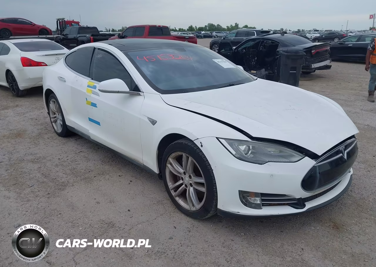 2014 Tesla Model S P85 VIN:5YJSA1H1XEFP32685 - 6