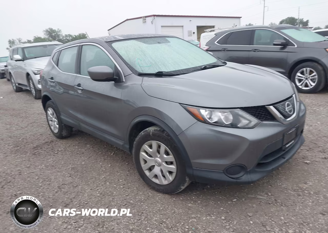 2018 Nissan Rogue Sport S – zdjęcie 1 z 16
