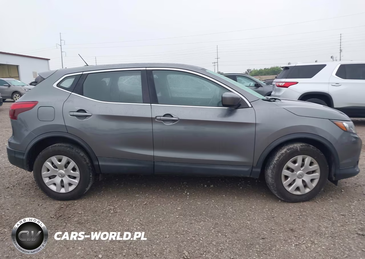2018 Nissan Rogue Sport S VIN:JN1BJ1CR7JW250620 - 13