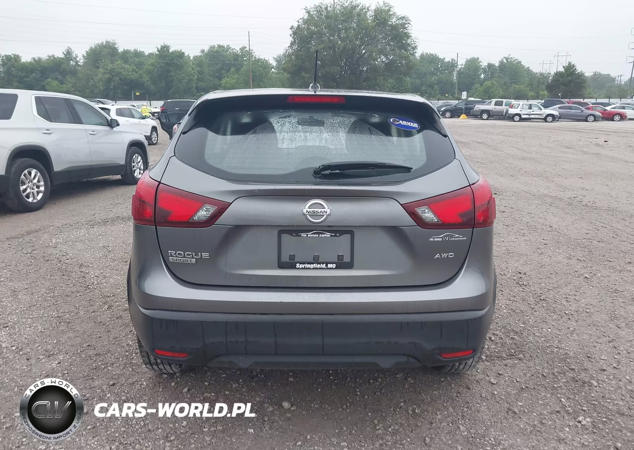 2018 Nissan Rogue Sport S VIN:JN1BJ1CR7JW250620 - 16