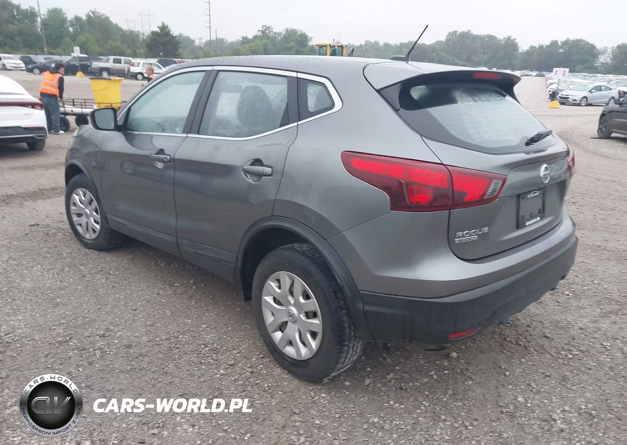 2018 Nissan Rogue Sport S VIN:JN1BJ1CR7JW250620 - 3