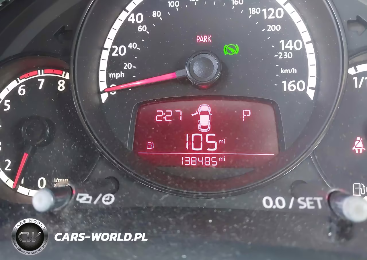 2013 Volkswagen Beetle 2.5L Entry VIN:3VWFP7AT8DM652260 - 15