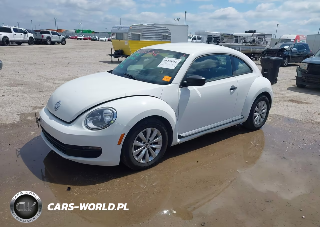 2013 Volkswagen Beetle 2.5L Entry VIN:3VWFP7AT8DM652260 - 2