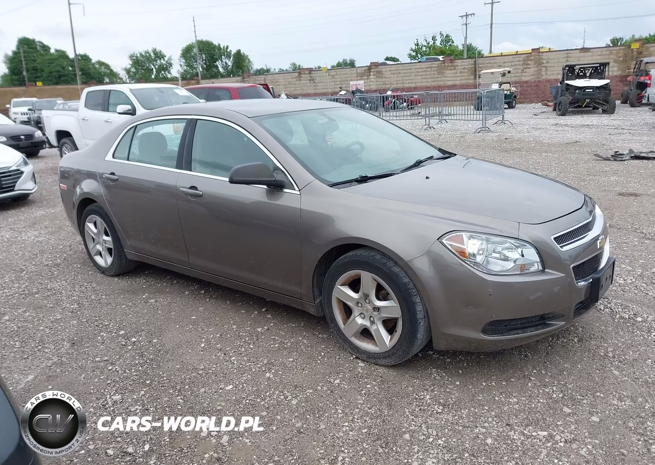 2012 Chevrolet Malibu Ls – zdjęcie 1 z 13